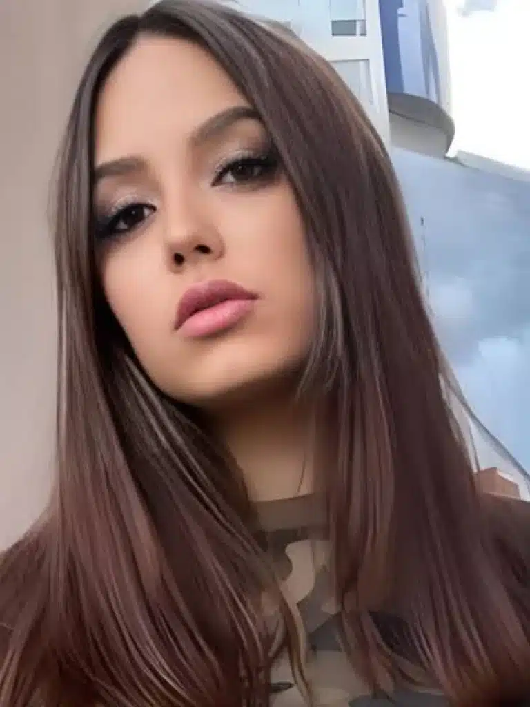 Influencer Valeria Vidal Biography: Wiki, Age, Career, Height, Weight, Boyfriend, Net Worth & More
